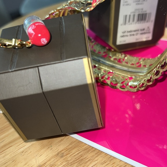 RARE✨Juicy Couture Pill Charm💊🎁 - Picture 4 of 5